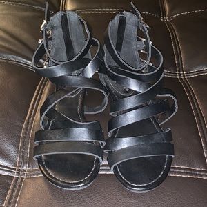 Black Sandals 🖤